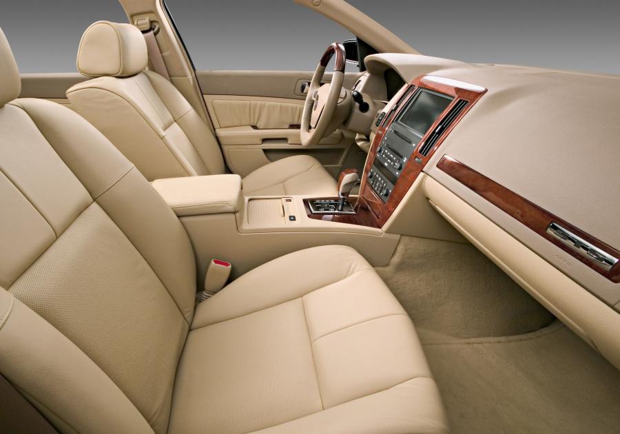  Cadillac STS 2005 года  (фото 48 из 95)